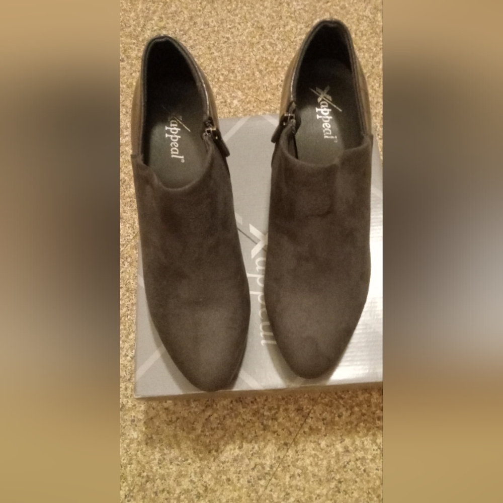 Xappeal Gray Ankle Boots